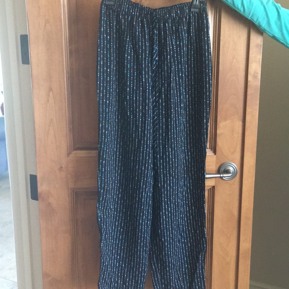 Cute patterned wide leg pants